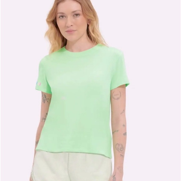 UGG Brinlee Baby Tee NWT - Picture 1 of 5